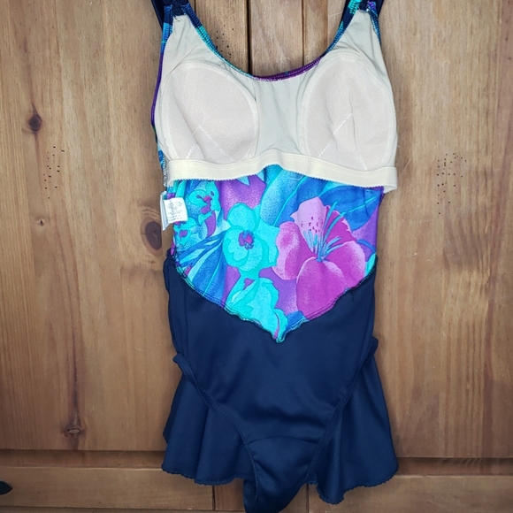 Vintage 1 Piece Bright Floral Swimdress Swimsuit - Picture 13 of 16